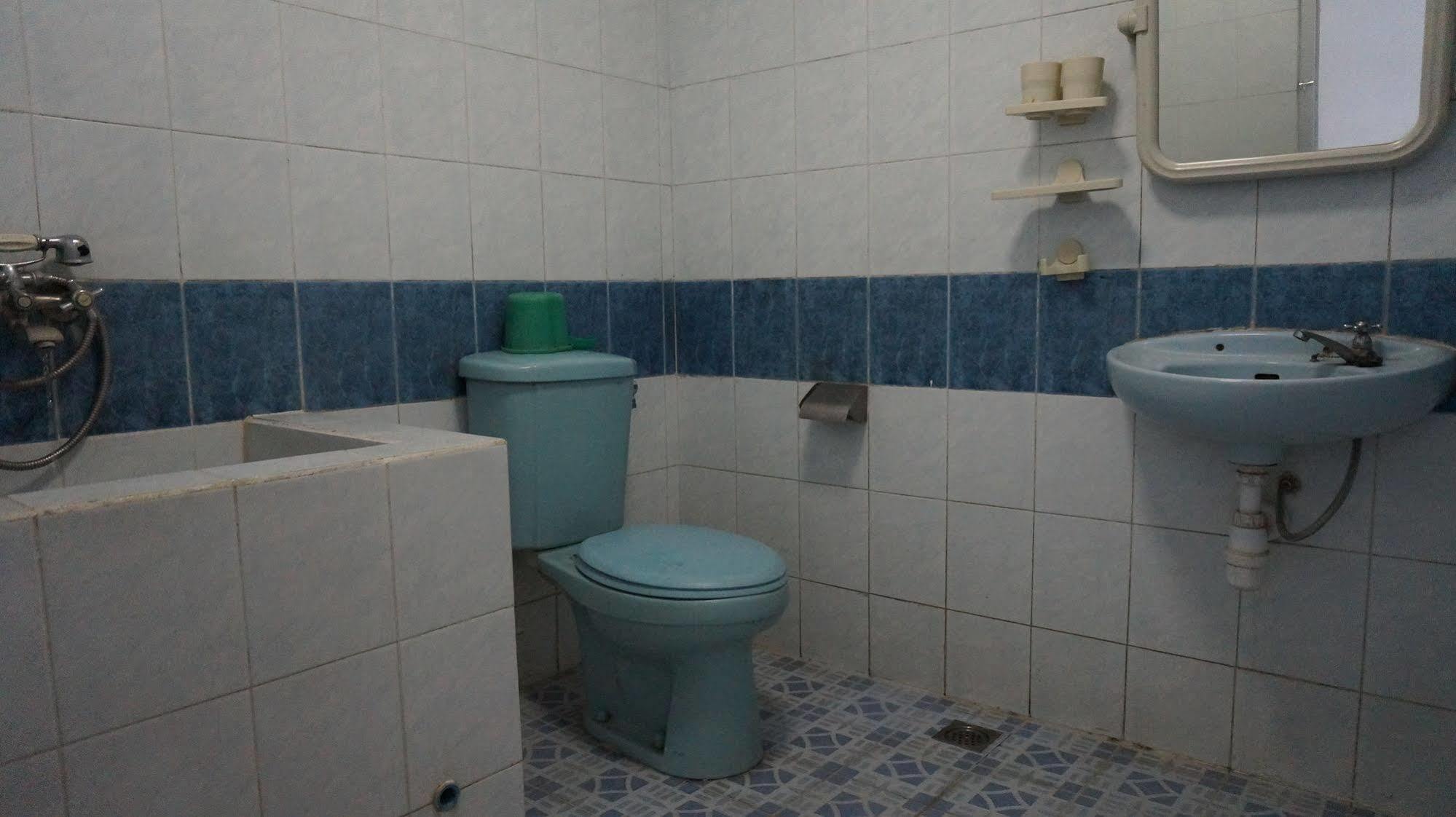 Hotel Surya Indah Batu Malang Zewnętrze zdjęcie