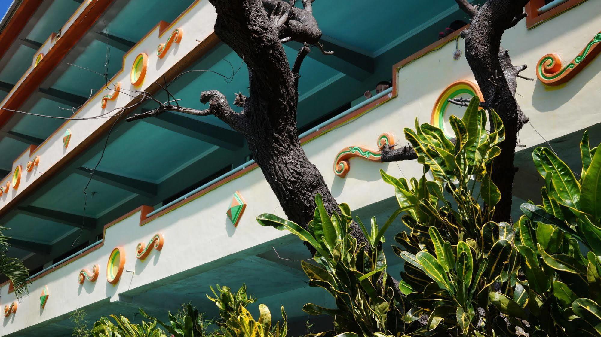 Hotel Surya Indah Batu Malang Zewnętrze zdjęcie